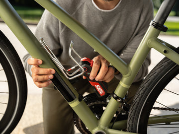 SKIL PWRCORE GO™ Folding Hex Key being used on a bicycle frame.