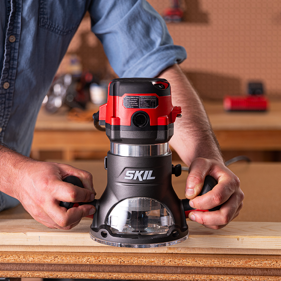 10 AMP Fixed Base Corded Router by SKIL