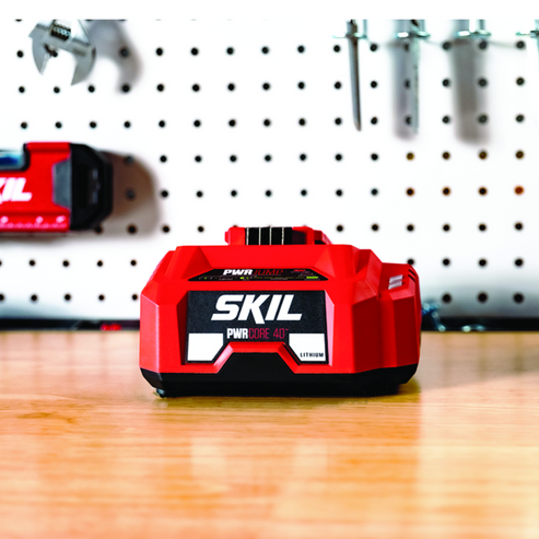 PWR CORE 40™ 150W Charger by SKIL